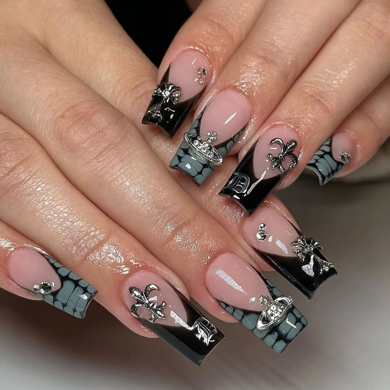 Rhinestone Press-On Nails