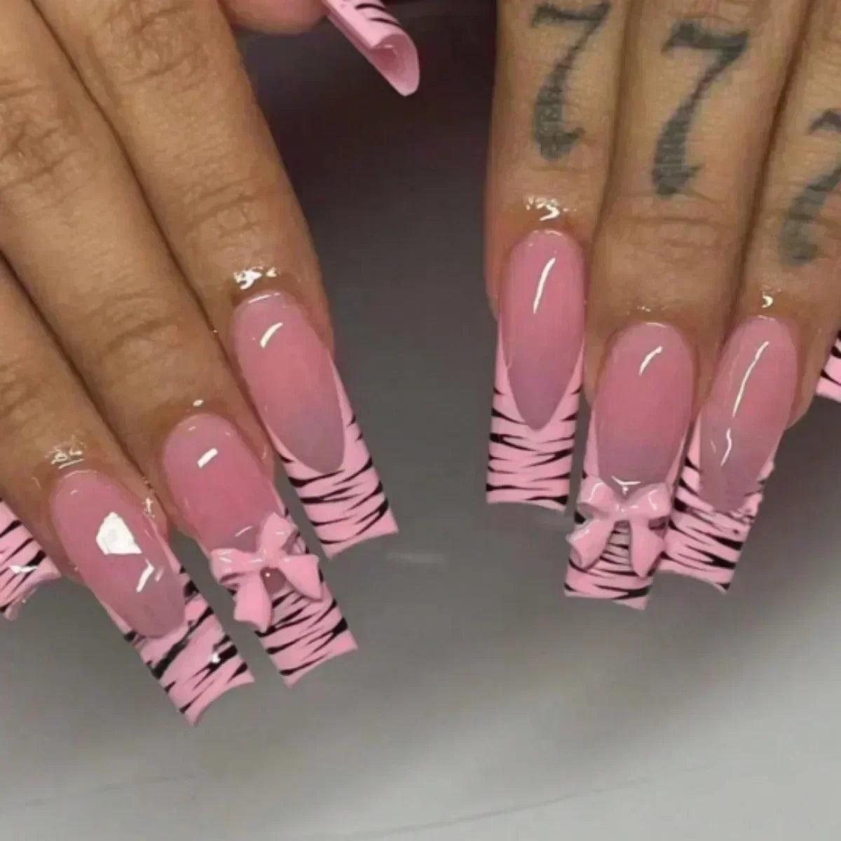 Full Cover Artificial Nails
