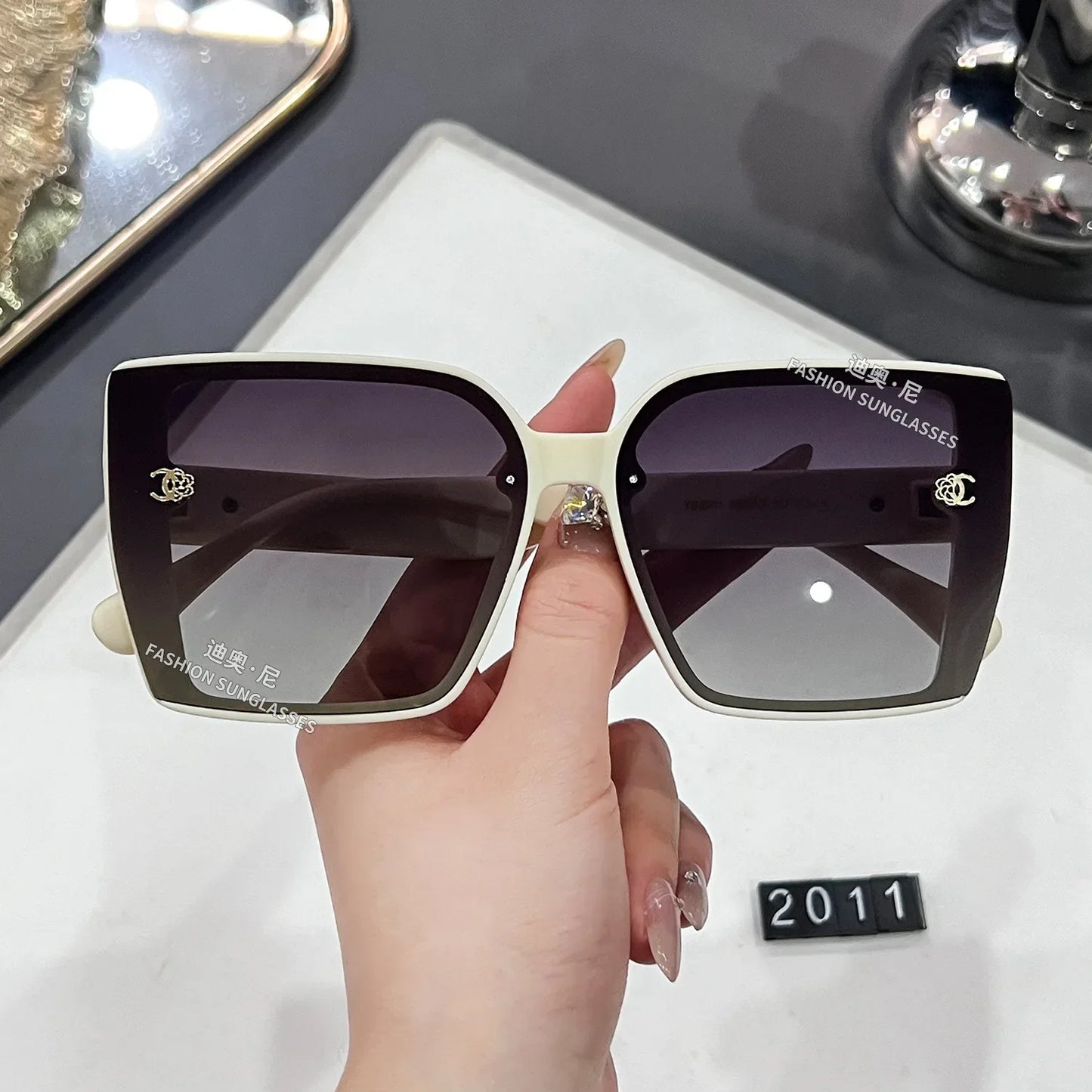 2025 New Fashion Polarized Square Sunglasses Women Brand Design Oversized Sun Glasses Ladies Luxury Eyewears Oculos De Sol UV400