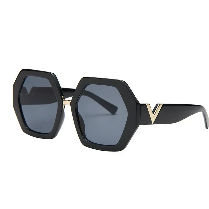 2024 Luxury Square Sunglasses Ladies Fashion Glasses Classic Brand Designer Retro Sun Glasses Women Sexy Eyewear Unisex Shades