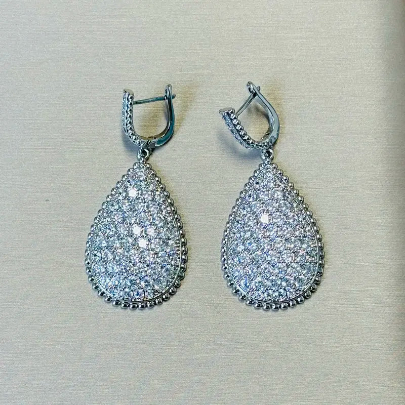 Bilincolor Fashion Oval Clear Cubic Zirconia Earring for Women