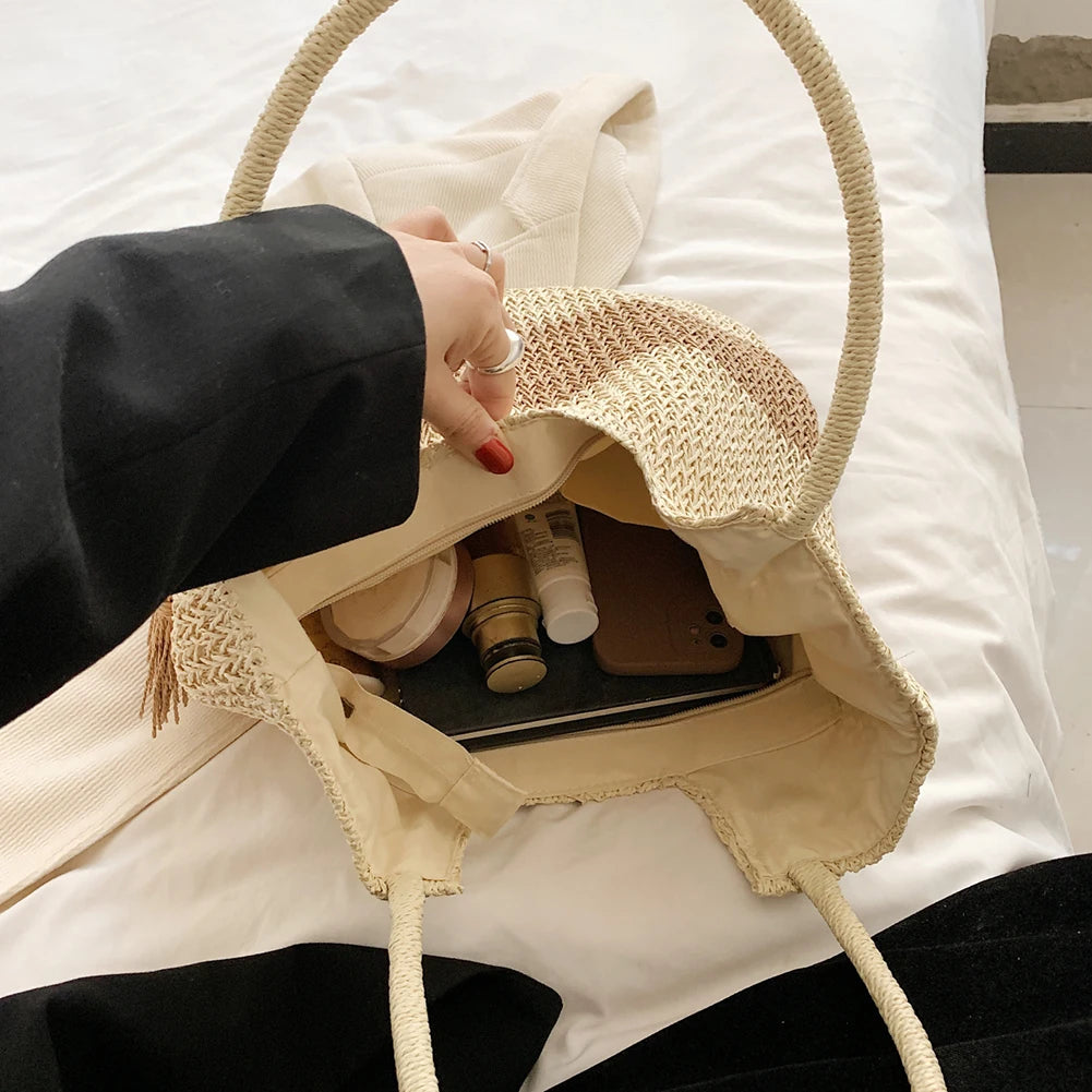 Straw Beach Bag Summer Woven Tote Bag Large Capacity Shoulder Commuting Woven Bag for Women Straw Purses and Handbags Woven Bag