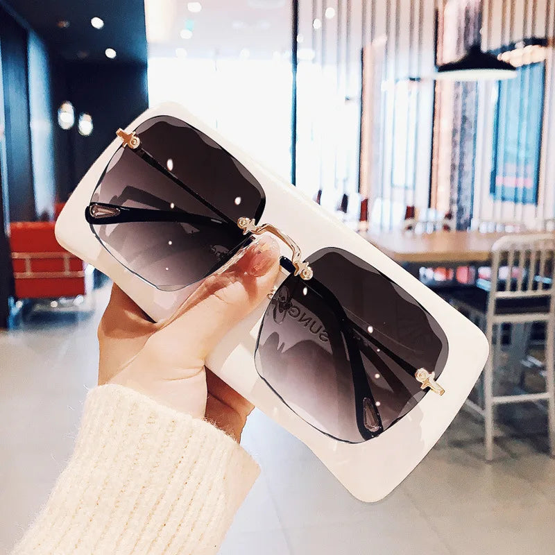 Metal Square Sunglasses Women Brand Design Gradient Fashion Sun Glasses Female Rimless Irregular Rectangle Glasses Oculos De Sol
